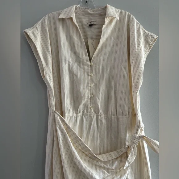 Universal Thread Cream Midi Dress - Picture 2 of 8